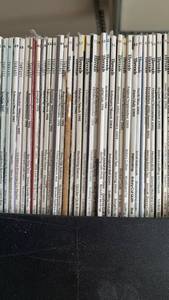 lot 2317 image: Threads crafting magazines