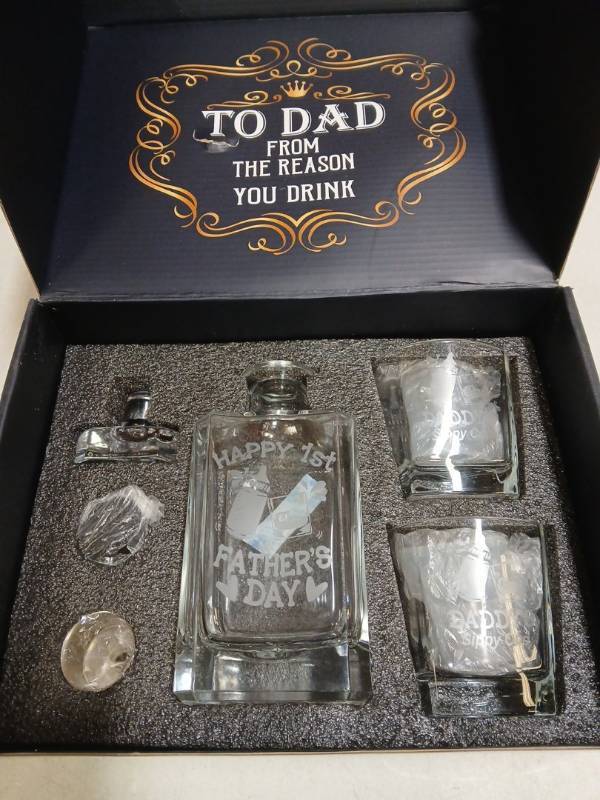 lot 20781 image: First Fathers Day Whickey Decanter and Glasses Set