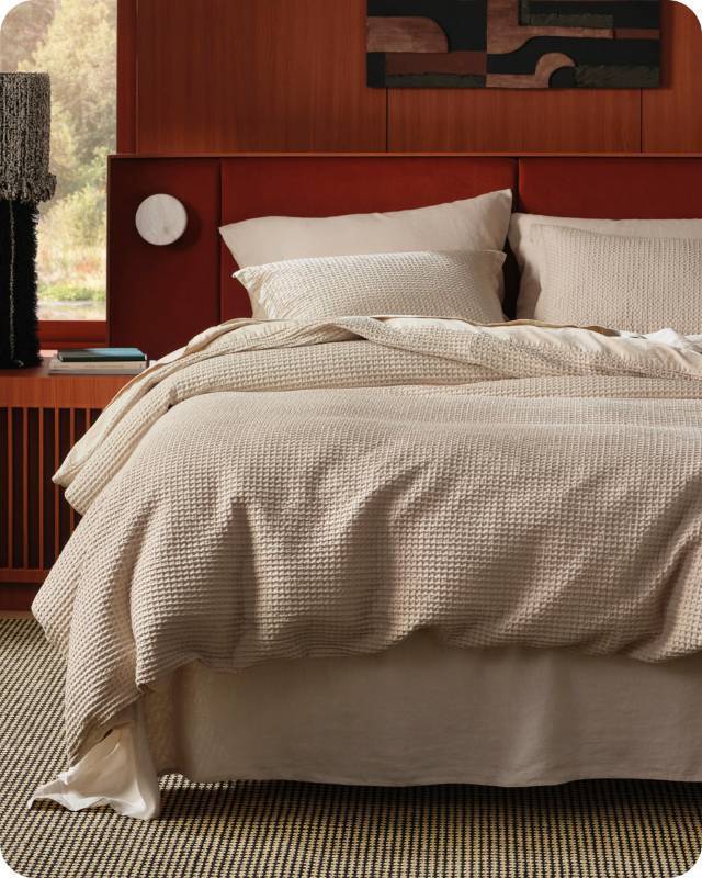 lot 49195 image: Bedsure Cotton Duvet Cover Twin - 100% Cotton Waffle Weave Khaki Duvet Cover Twin Size, GentleSoft and Breathable Tan Bedding Set for All Season, 2 Pieces, 68x90 - Retail $73