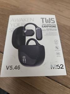 lot 16203 image: TWS M52 V5.46 Wireless Earbuds with Charging Case - Retail $25
