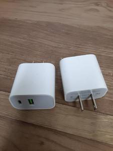 lot 16233 image: Two Pack USB and C Type Charging Port  - Retail $0