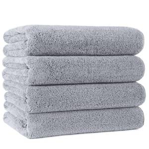 lot 16398 image: POLYTE Microfiber Quick Dry Lint Free Bath Towel, 57 x 30 in, Pack of 4 (Gray) - Retail $30