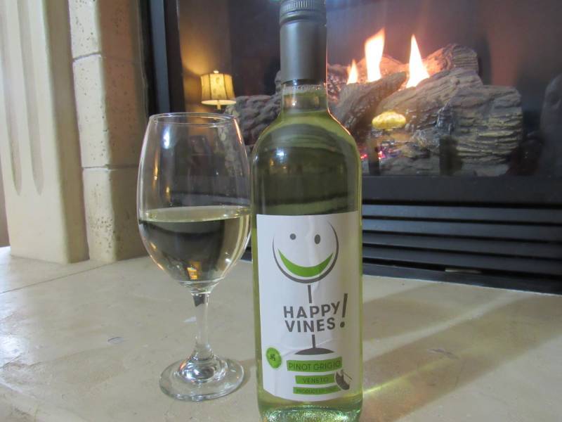 lot 6258 image: Wine - Happy Vines Pinot Grigio