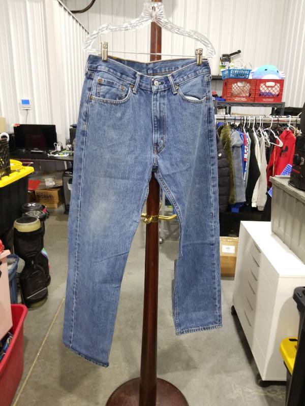 lot 3476 image: Levis 505 Regular Fit Jeans Size 33 x 32