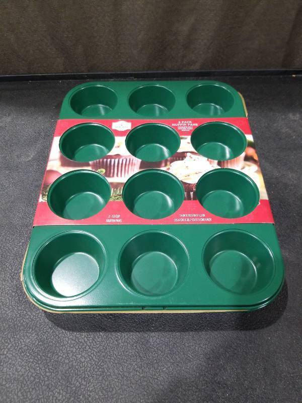 lot 825 image: (2)Green 12-Cup Muffin Baking Pan Set