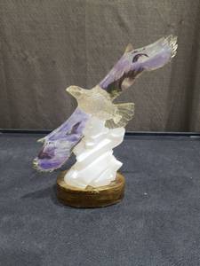 lot 3970 image: Soaring Eagle Figurine w Color Changing Lights & Scenic Picture Wings