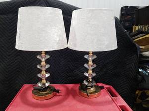 lot 4052 image: Crystal Table Lamp Set