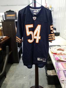 lot 4119 image: Chicago Bears Brian Urlacher #54 NFL Jersey Size Large