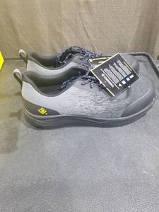 lot 4175 image: Terra Monolift Athletic CT Size 9.5