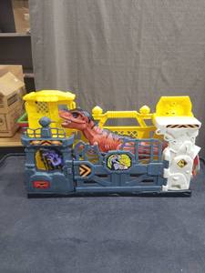 lot 4191 image: Kid Connection Dinosaur Mega Play Set