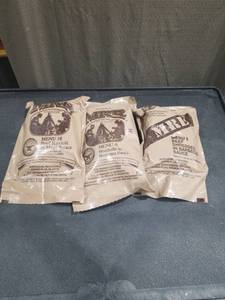 lot 4195 image: Military MRE Menu Variety Pack