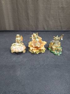 lot 4202 image: Decorative Fairy Figurine Collection
