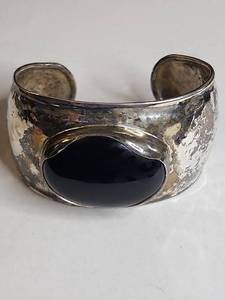 Silpada .925 Sterling Silver and Onyx Cuff Bracelet 60g