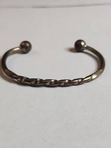 Twisted Metal Arm Band with Ball Ends