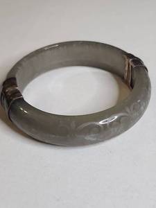 lot 999 image: Silpada .925 Indonesian Jade Bangle with Silver Clasp