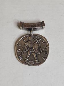 lot 1008 image: Israeli .925 Sterling Silver Double-Sided Medal Pendant 18.4g