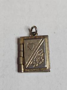 lot 1040 image: Silver Tone Book Locket Pendant