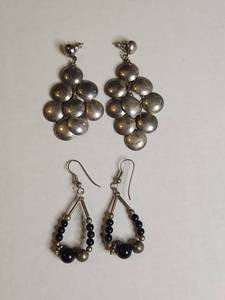 lot 1228 image: Silver Tone Earring Set - Cluster and Beaded Drop Design