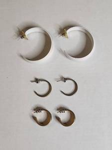 lot 1244 image: Hoop Earrings Set - White Iridescent and Metal