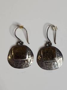 lot 1246 image: Silpada .925 Sterling Silver Disc Earrings 5g