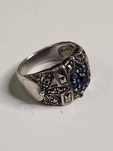 lot 1303 image: Vintage .925 Sterling Silver and Marcasite Ring 8.9g