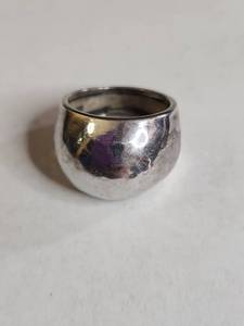 lot 1315 image: Silpada .925 Sterling Silver Domed Band Ring 10g