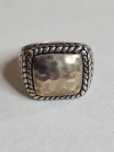 lot 1316 image: Silpada .925 Sterling Silver Square Signet Ring with Braided Border 14g