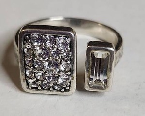 lot 1337 image: Silpada .925 Sterling Silver Crystal Cluster Ring with Baguette Accent