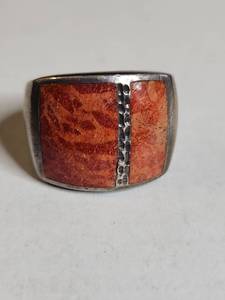 lot 1342 image: Silpada .925 Sterling Silver Coral Inlay Ring 14g