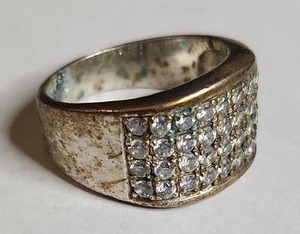 lot 1345 image: Silpada .925 Sterling Silver Wide Band CZ Ring 11g