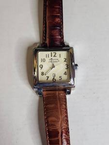 lot 1412 image: Silpada Designs Square Watch with Brown Leather Band