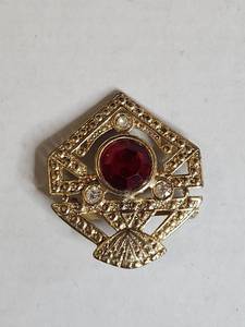 lot 1504 image: Art Deco Style Red Glass Brooch