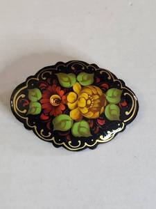 lot 1505 image: Hand Painted Black Floral Brooch
