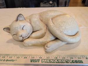 lot 19 image: White Ceramic Sleeping Cat Figurine