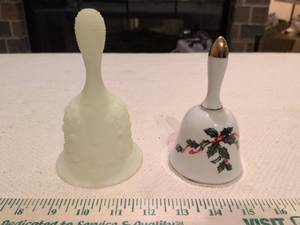 lot 117 image: Lefton China Christmas Bell and Fenton Custard Glass Bell