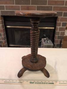 lot 159 image: Barley Twist Oak Plant Stand