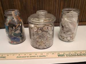 lot 170 image: Large Collection of Buttons in Glass Jars