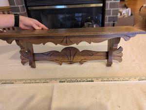 lot 193 image: Decorative Oak Wall Shelf with Carved Design