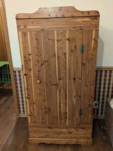 lot 202 image: Cedar Wood Wardrobe Armoire