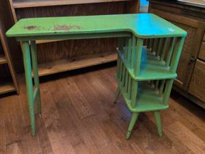 lot 204 image: Mid-Century Green Wooden Desk