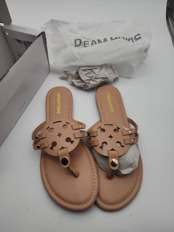 lot 56578 image: NEW Womens Dream Pair Sandals Size 10 Nude