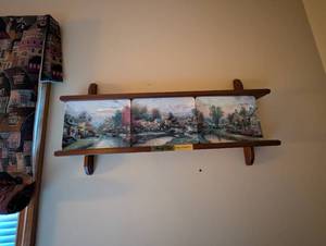 lot 674 image: Thomas Kinkade Triple Panel Wall Shelf