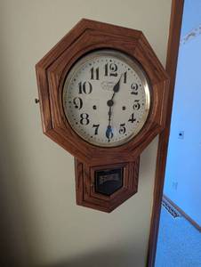 lot 688 image: New England Regulator Wall Clock
