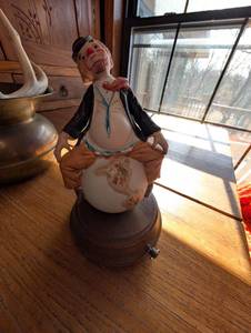 lot 710 image: Dancing Pierrot Musical Figurine