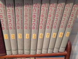lot 3127 image: Science Encyclopedia Set Volumes 1-10