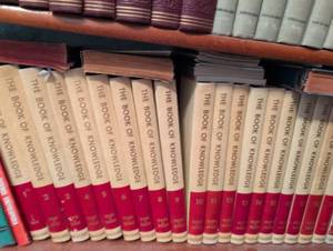 lot 3128 image: Grolier Book of Knowledge Encyclopedia Complete Set