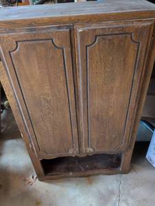 lot 3154 image: Traditional Oak Storage Cabinet with Decorative Panels