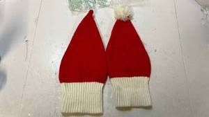 lot 70008 image: Red and White Holiday Santa Hat His And Hers - Retail $19