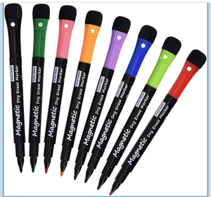 lot 70016 image: Magnetic Dry Erase Markers, (8 Pack) - Retail $7