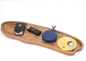 lot 70041 image: Wooden Tray - Retail $7